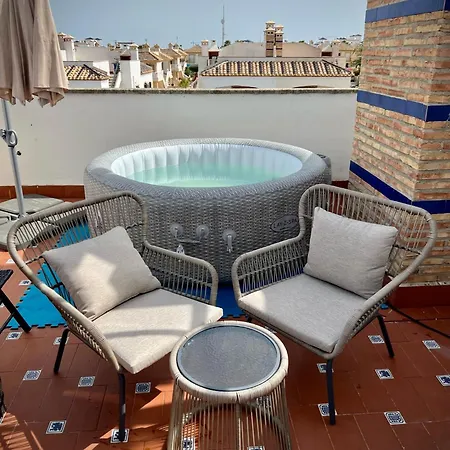 Casa De Suenos With Private Roof Terrace And Jacuzzi Orihuela
