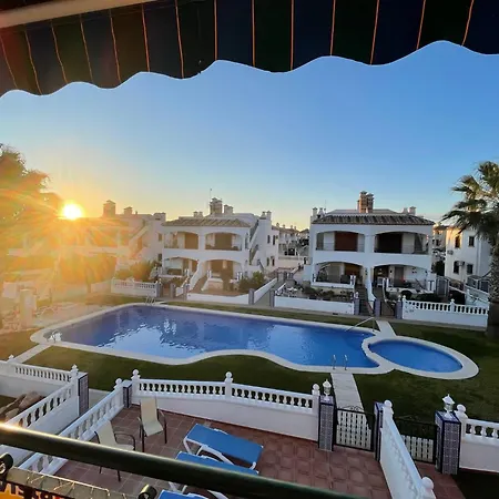 Casa De Suenos With Private Roof Terrace And Jacuzzi * Orihuela